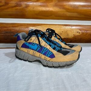 Nike Air Humara 17 Elemental Gold Tan and Blue Athletic Shoes Men's size 10